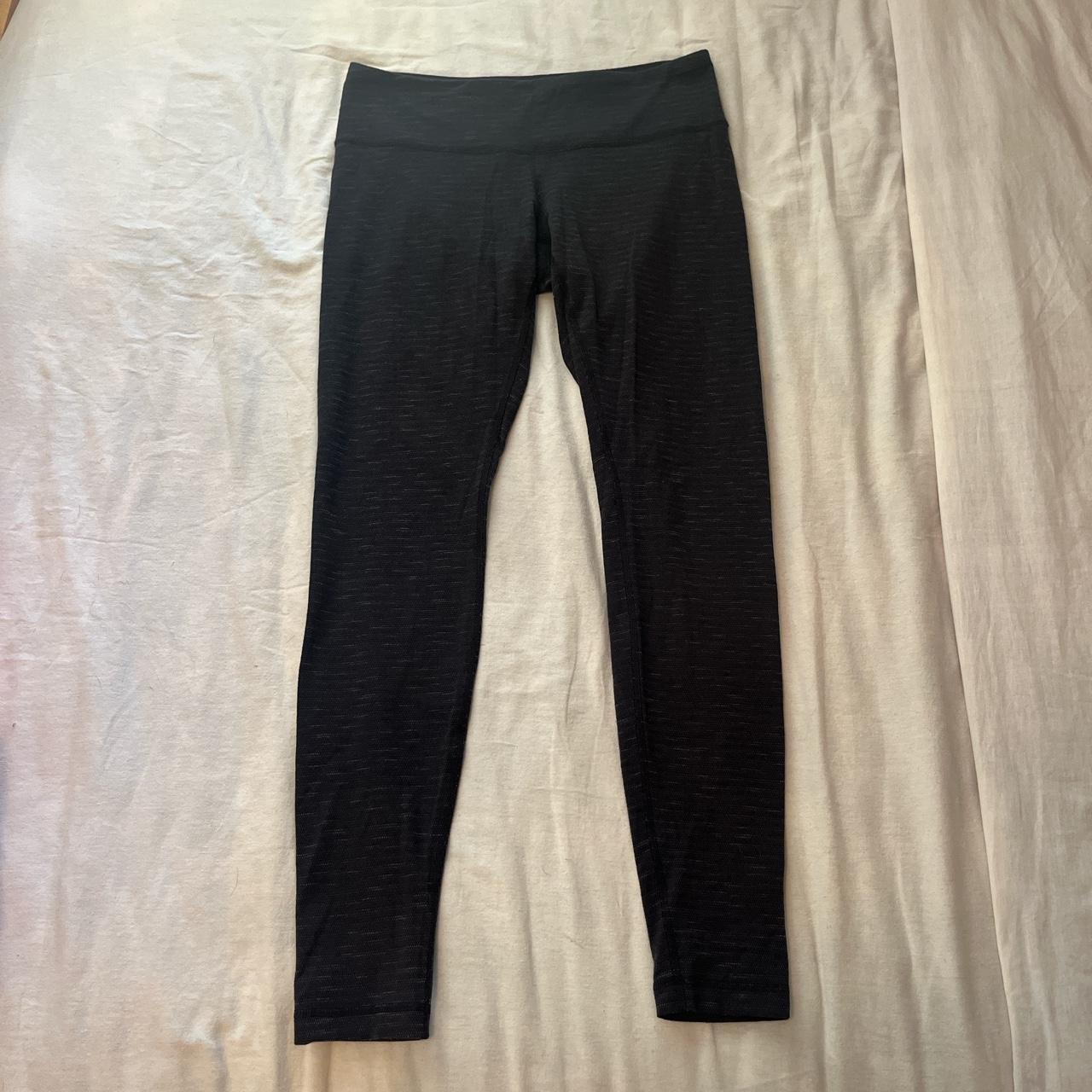 Lululemon gray heathered full length leggings. Size - Depop