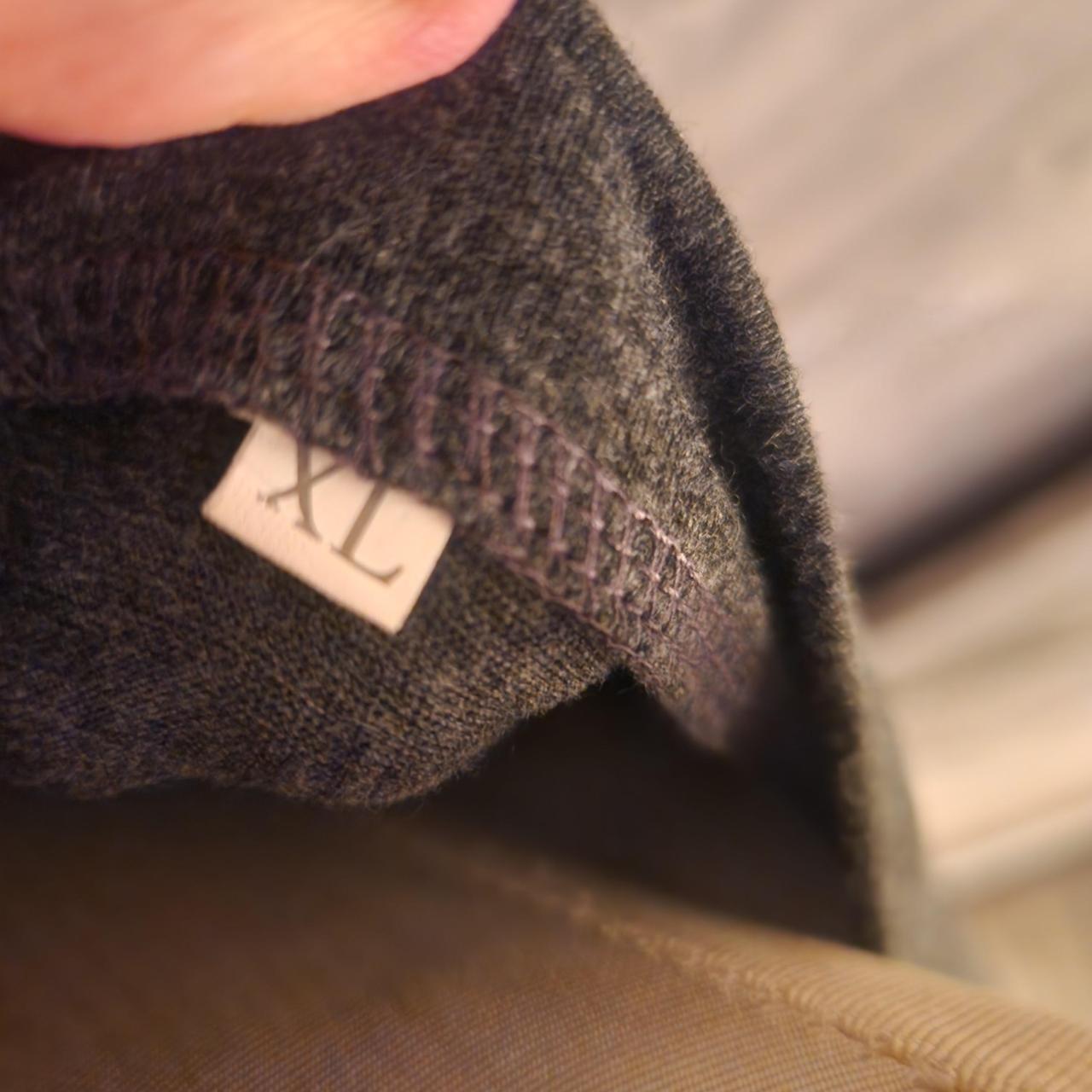 Source Unknown Women's T-shirt - Black/Grey - XL … - image 3