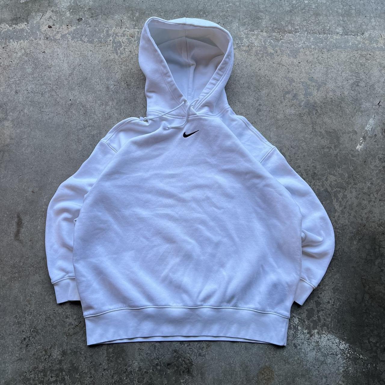 White nike hoodie outlet with blue swoosh