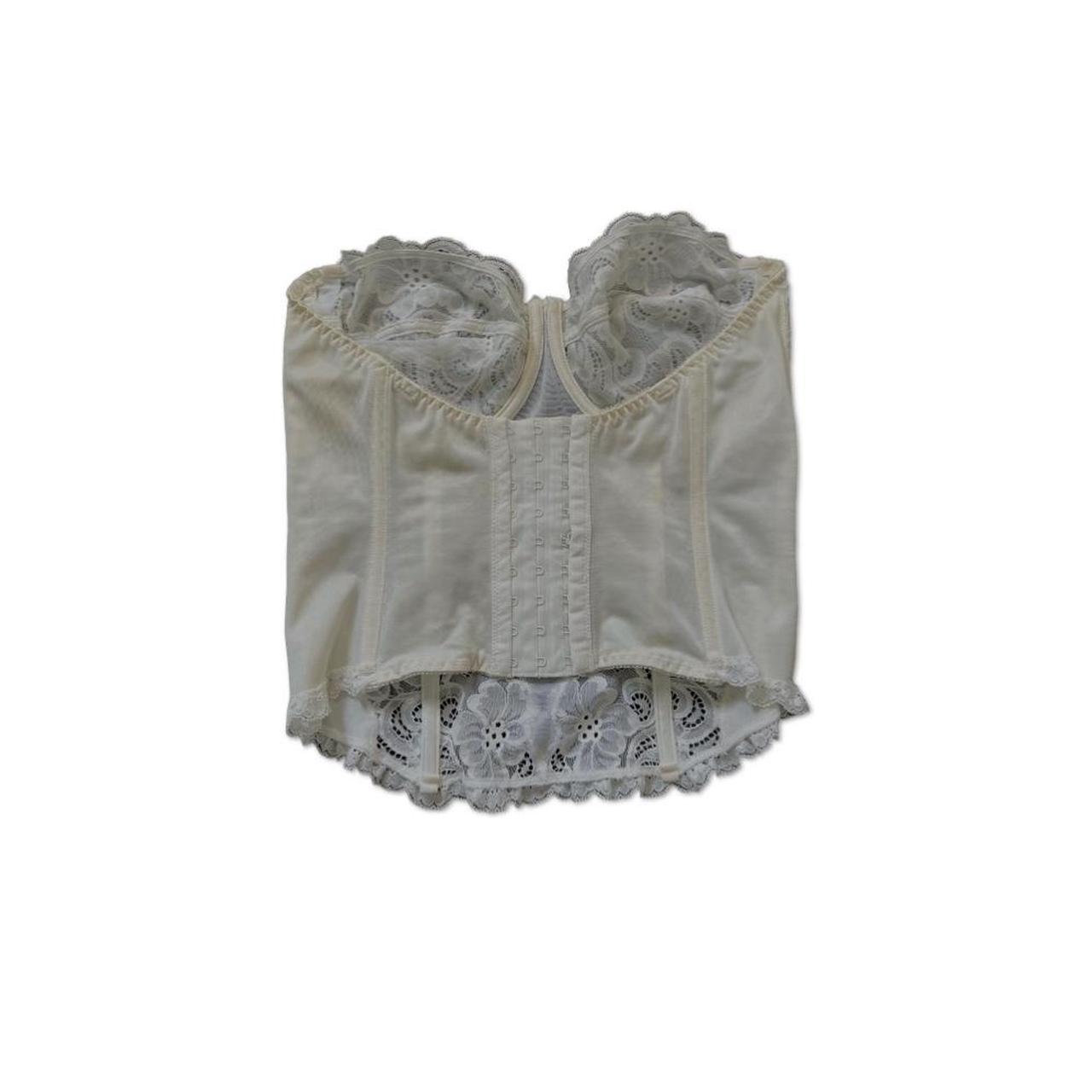 ️‍🩹 cream lace corset topN size 14c (fits like an... Depop