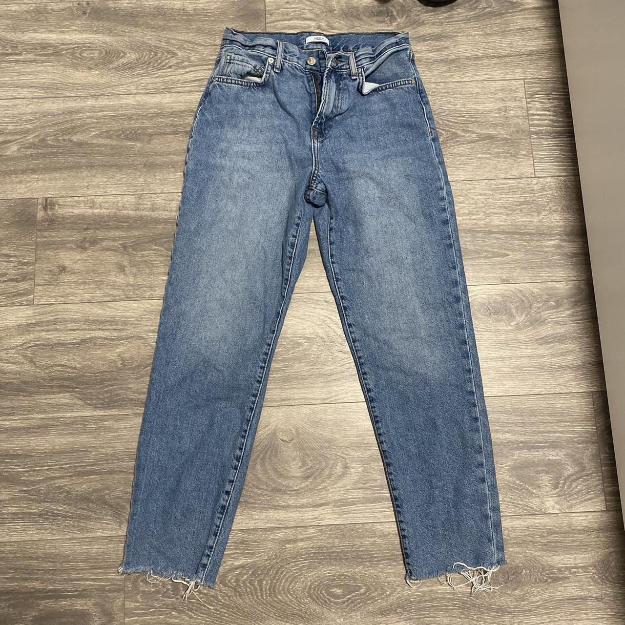 Mid rise baggy mom jeans -branded for exposure - Depop