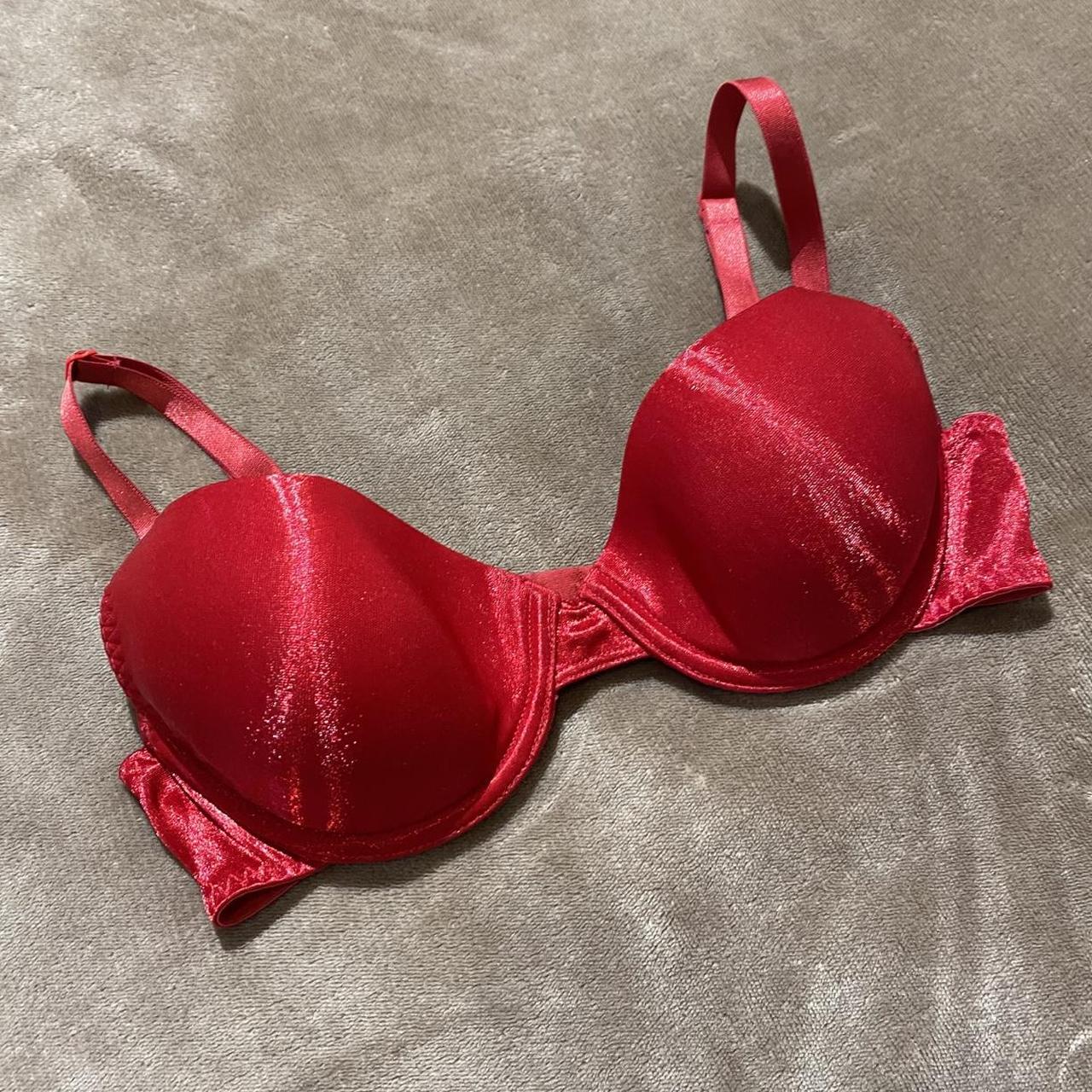 item listed by madebyjanexo