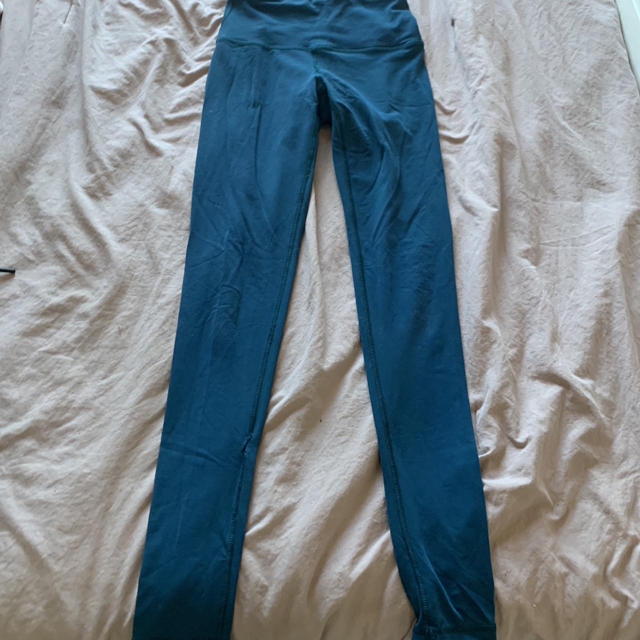 Old Navy blue leggings - Depop