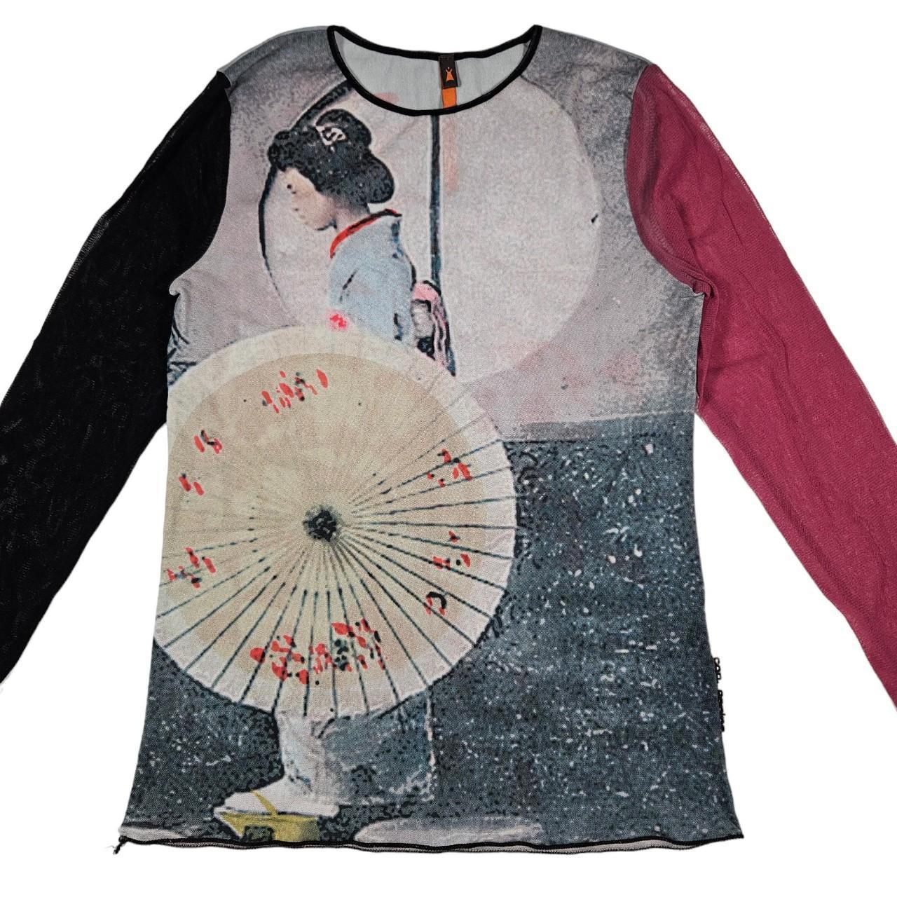 Beautiful vintage Cop Copine geisha graphic print | Depop