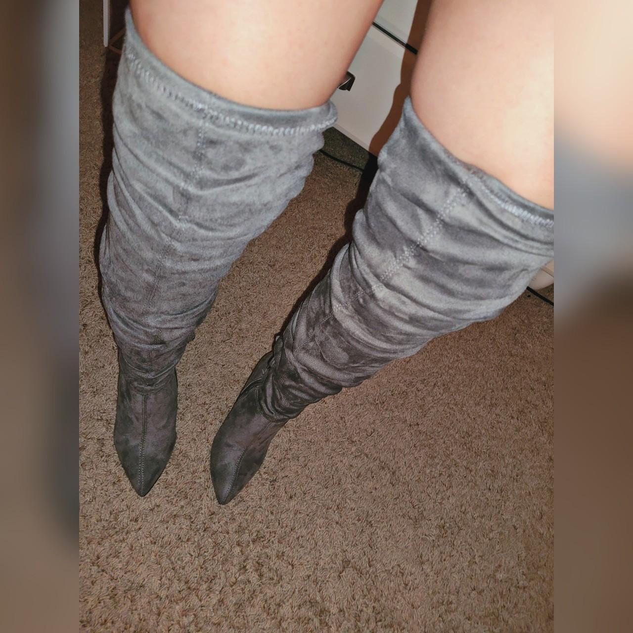 Grey Knee high boot heels 🤍🌸 🌸 Knee high heels 🌸... - Depop