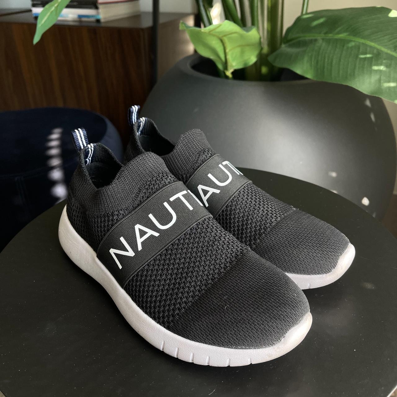 Nautica black tennis store shoes