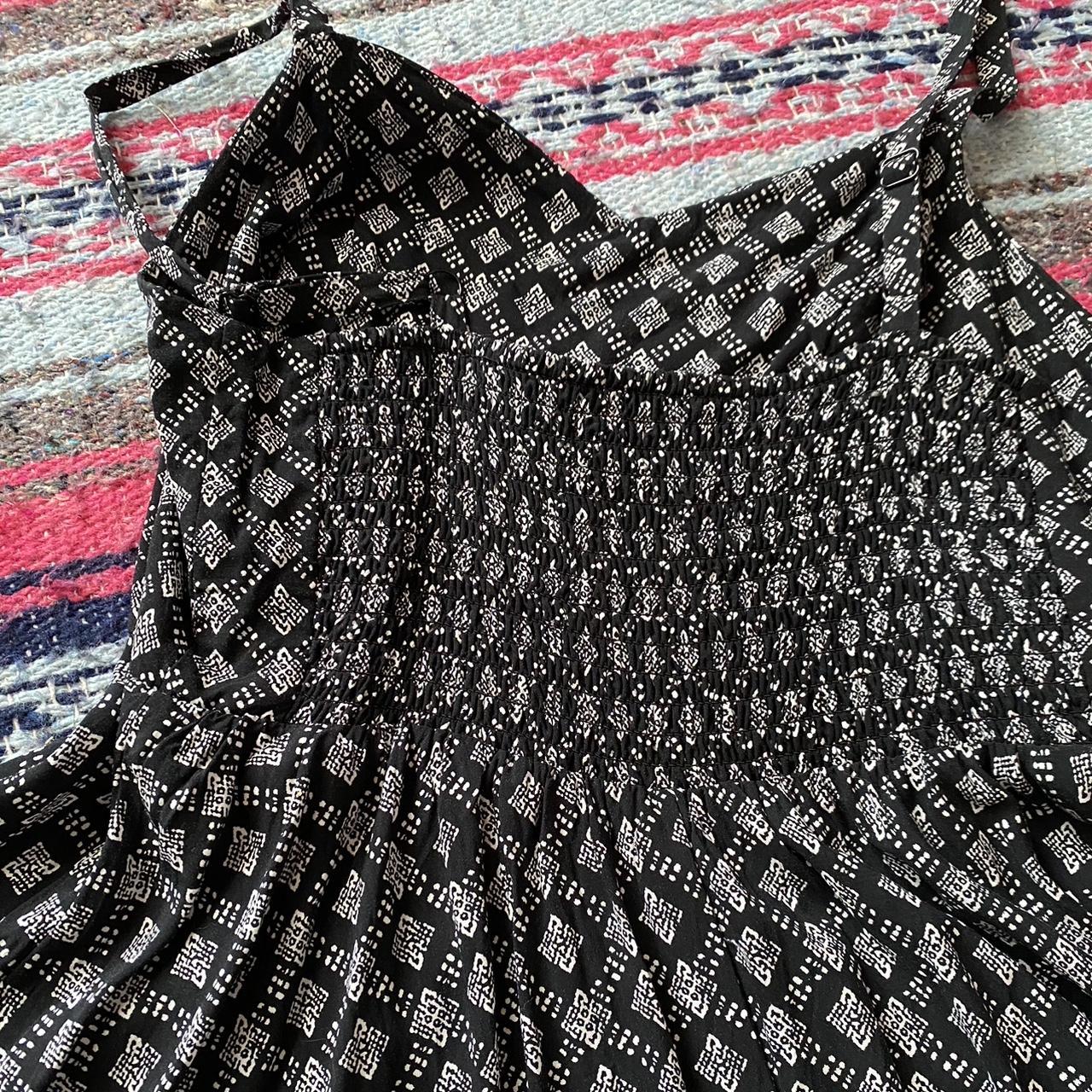 Old navy black and white clearance dress