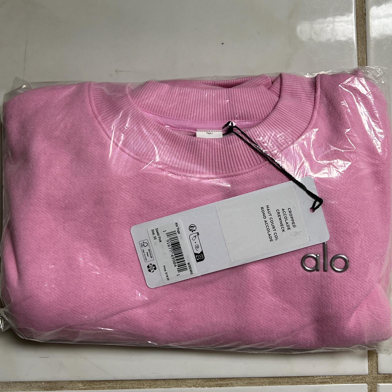 Alo Cropped Accolade Crewneck NWT Sweet Pink | Depop