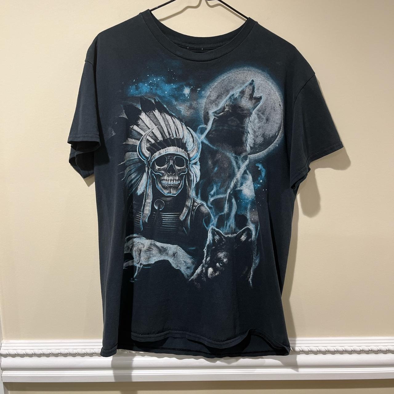 Wolf Men's Grey and Blue T-shirt | Depop