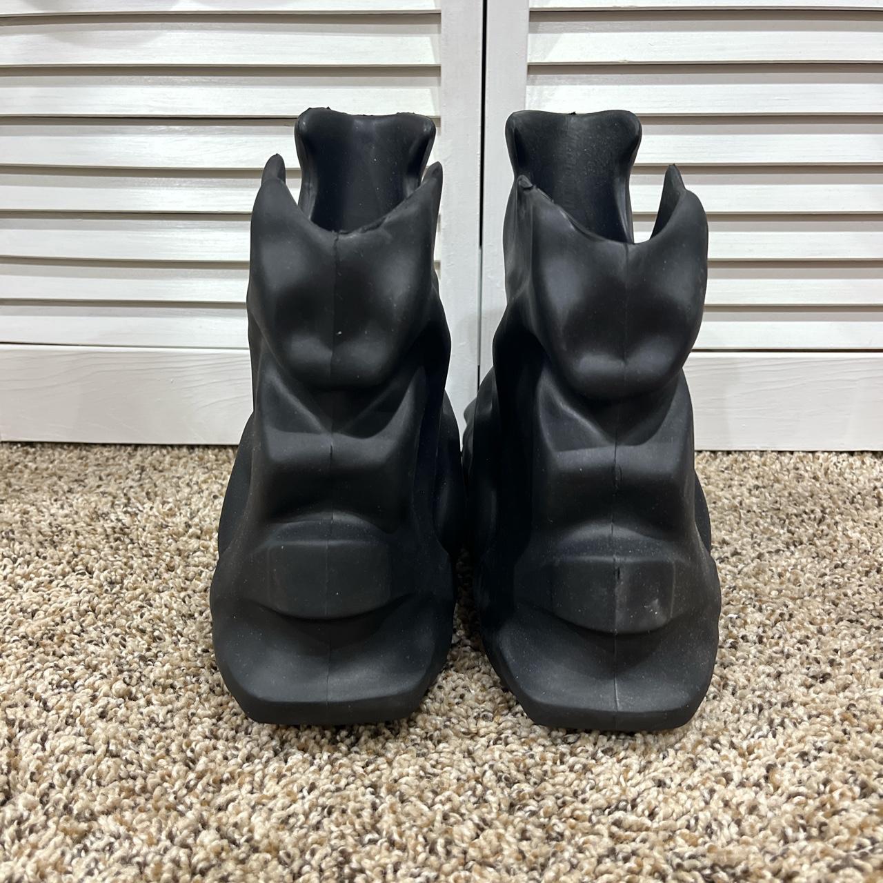 Kito Wares FossilX Jag Foam Boot Phosphate Black... Depop