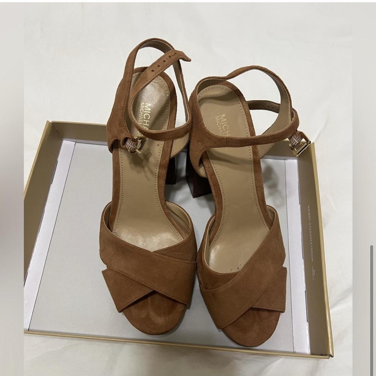 Michael kors store acorn sandals