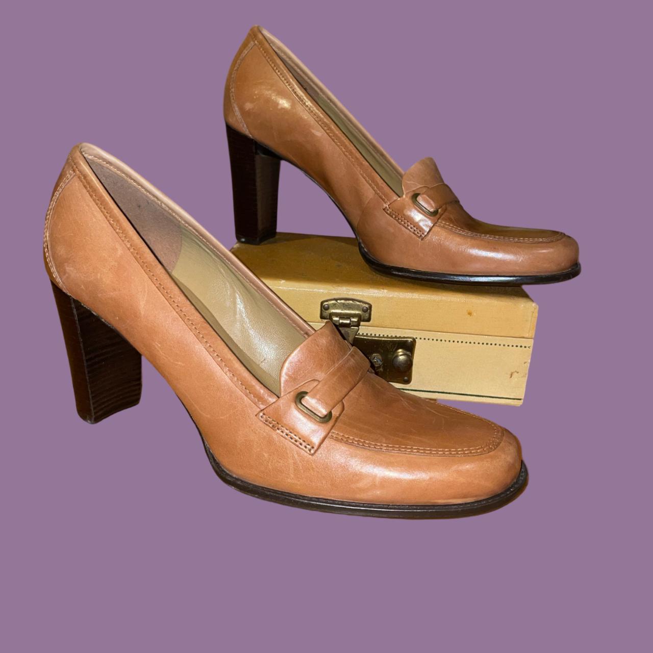Vintage Women's Loafers - Tan/Brown - US 7 – Linght-orangy-brown, Healed Loafers. Brand, Enzo Angiolini. Size …