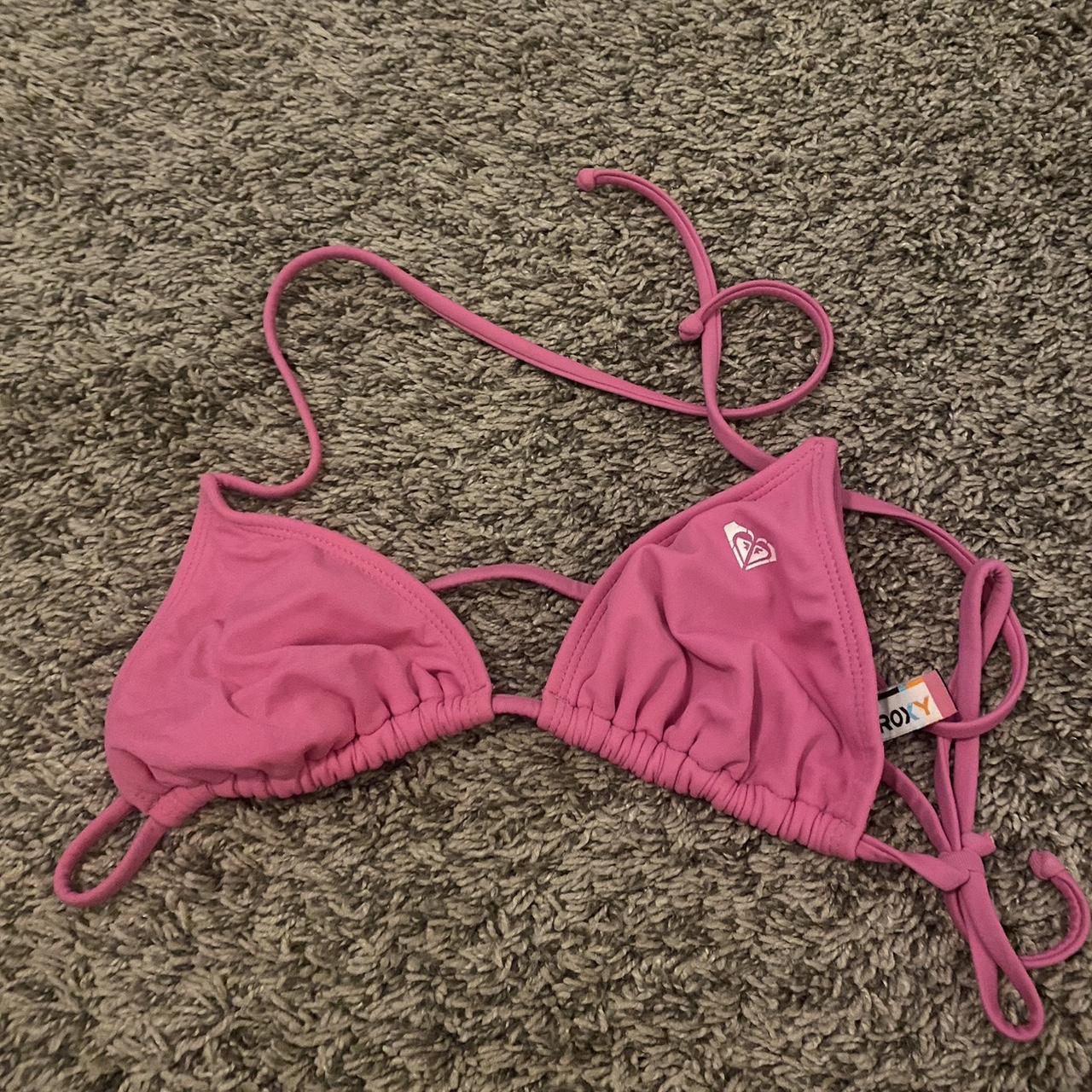 roxy bikini top. used hood condition. minor chipping... - Depop