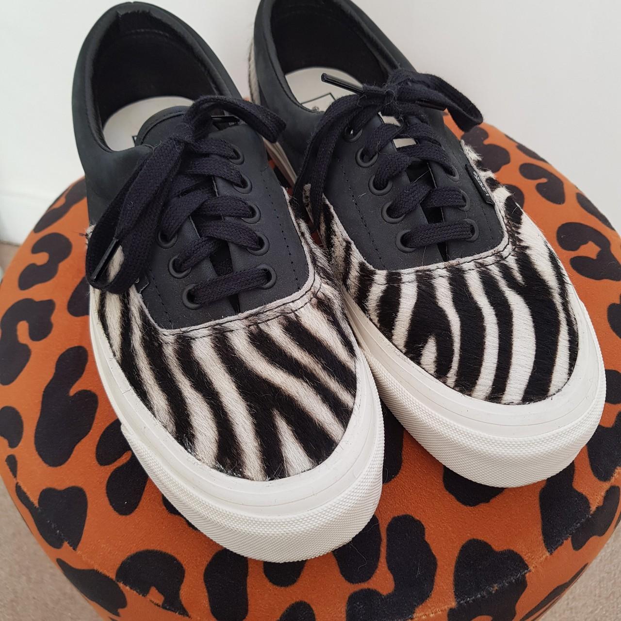 Furry vans outlet womens