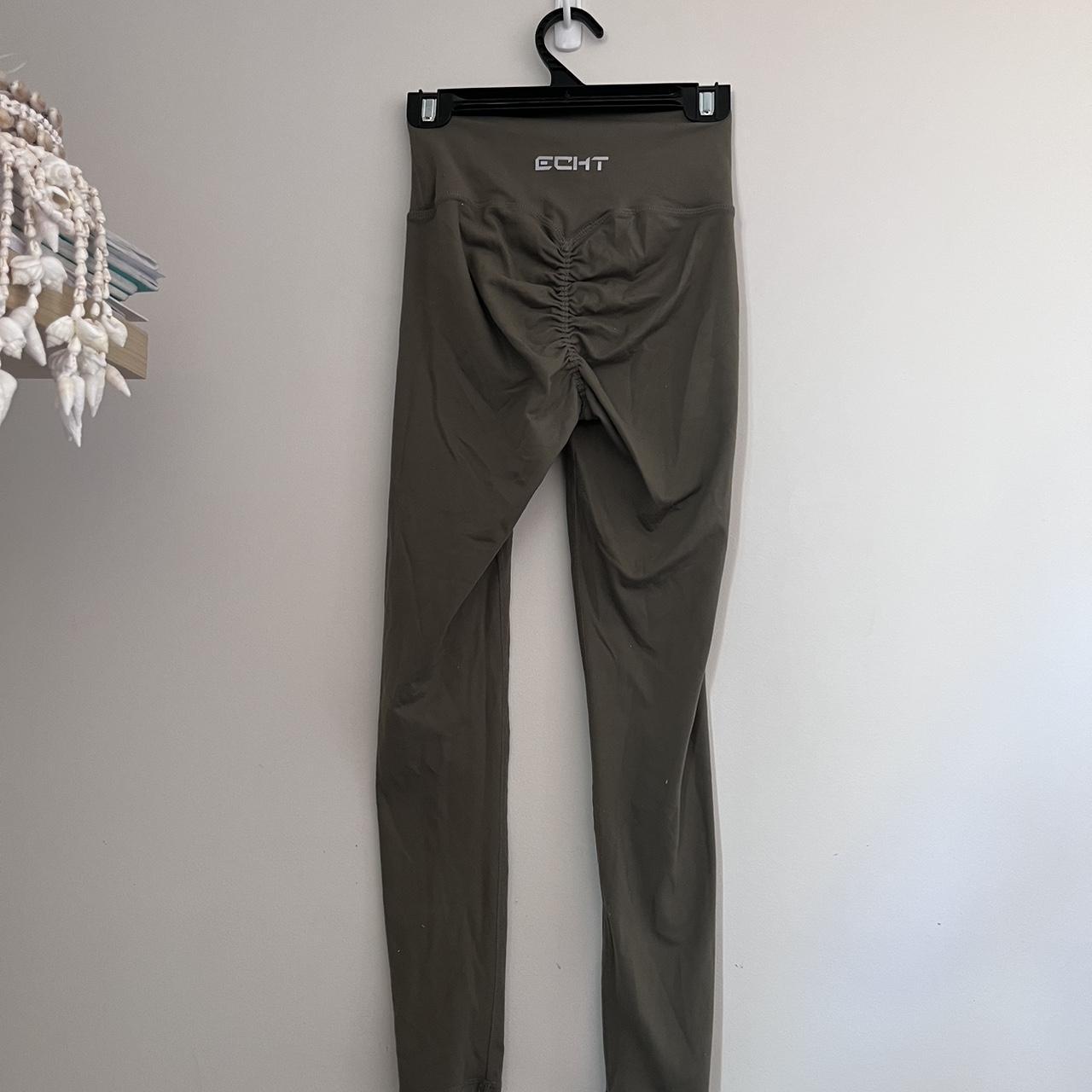 ECHT SCRUNCH BUM LEGGINGS size xs worn a handful... Depop