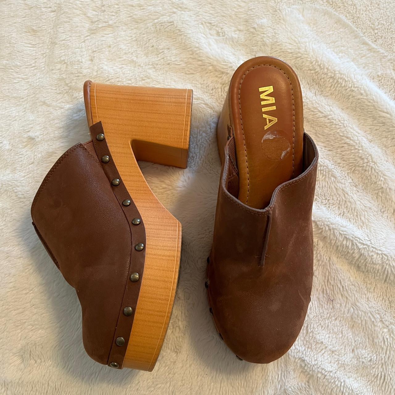 MIA Women's Tan and Brown Clogs Depop