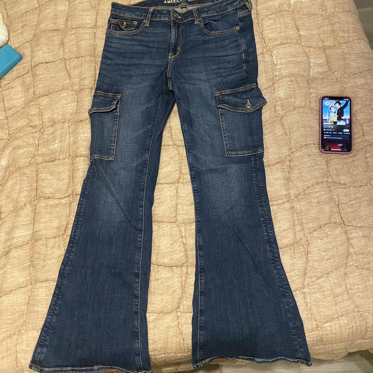 American Eagle Cargo Jeans. Size: US 4 Length: 37 - Depop