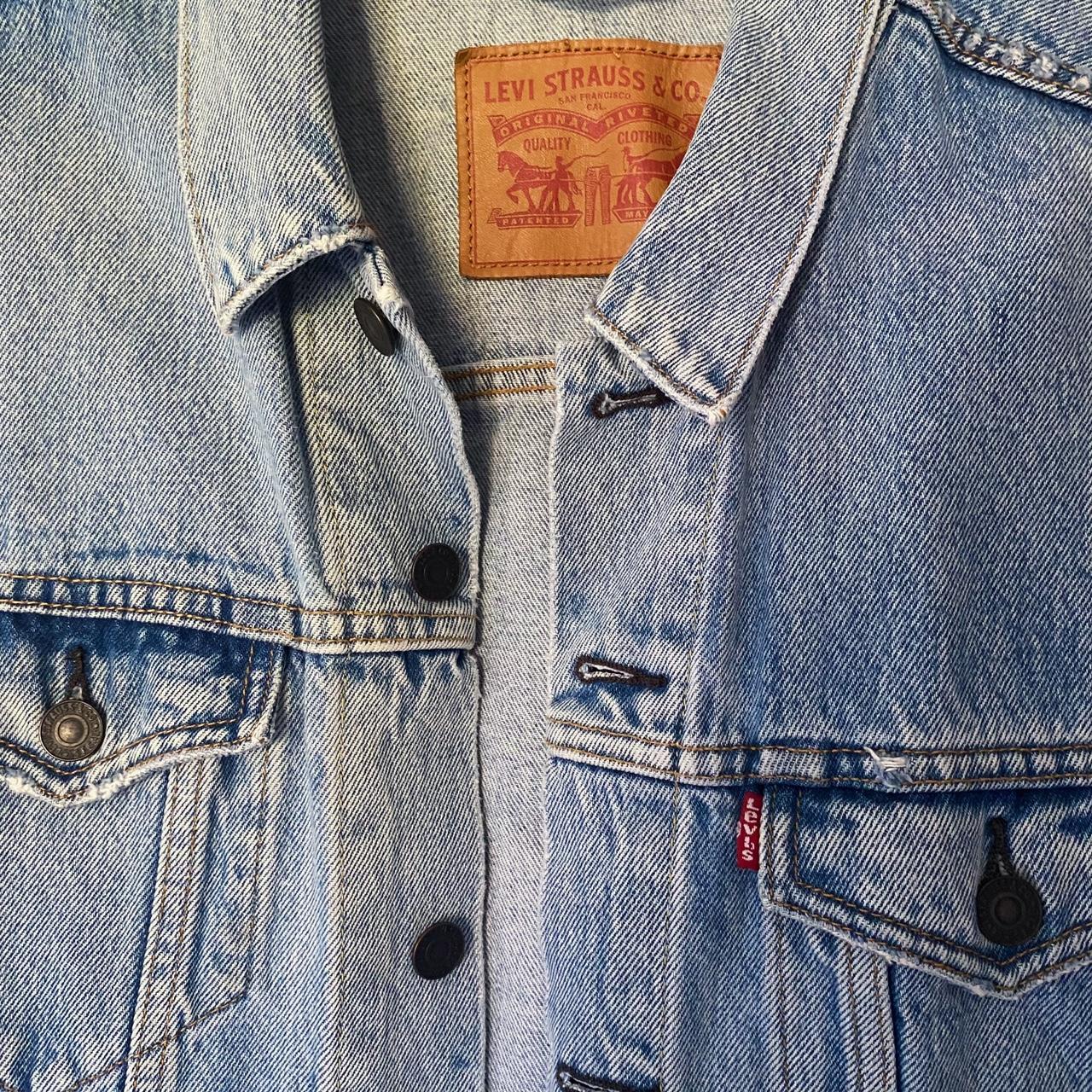 Levi’s denim jacket. (90s denim trucker jacket) Mid... - Depop