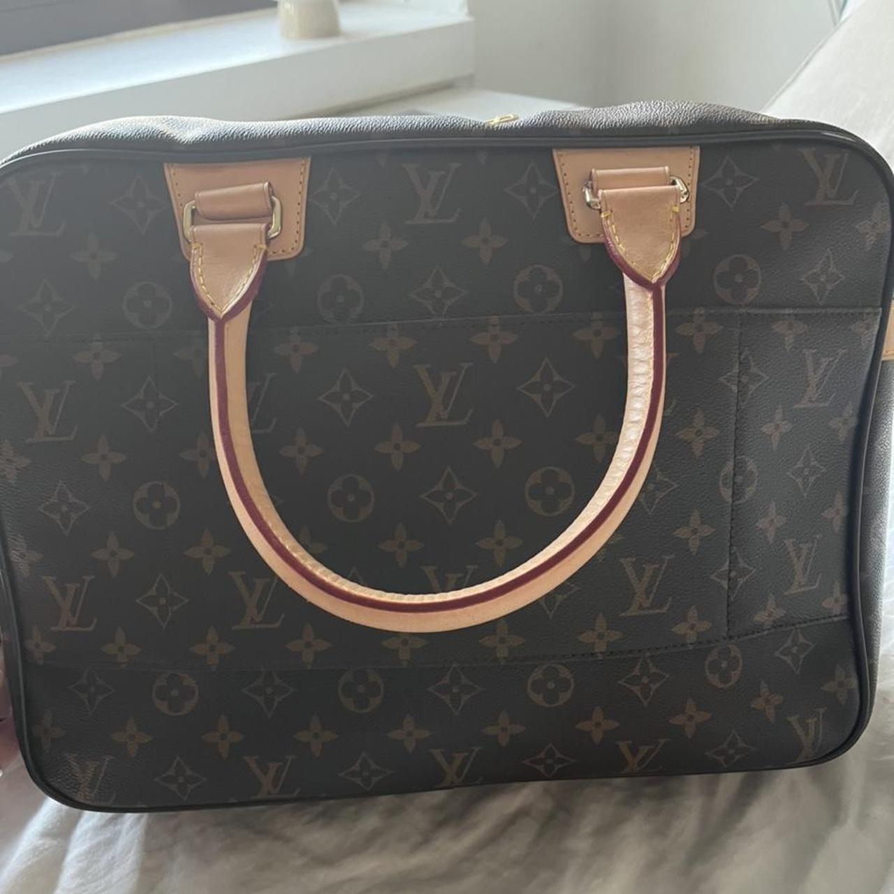 Louis Vuitton carry on shoulder bag Spacious carry... Depop
