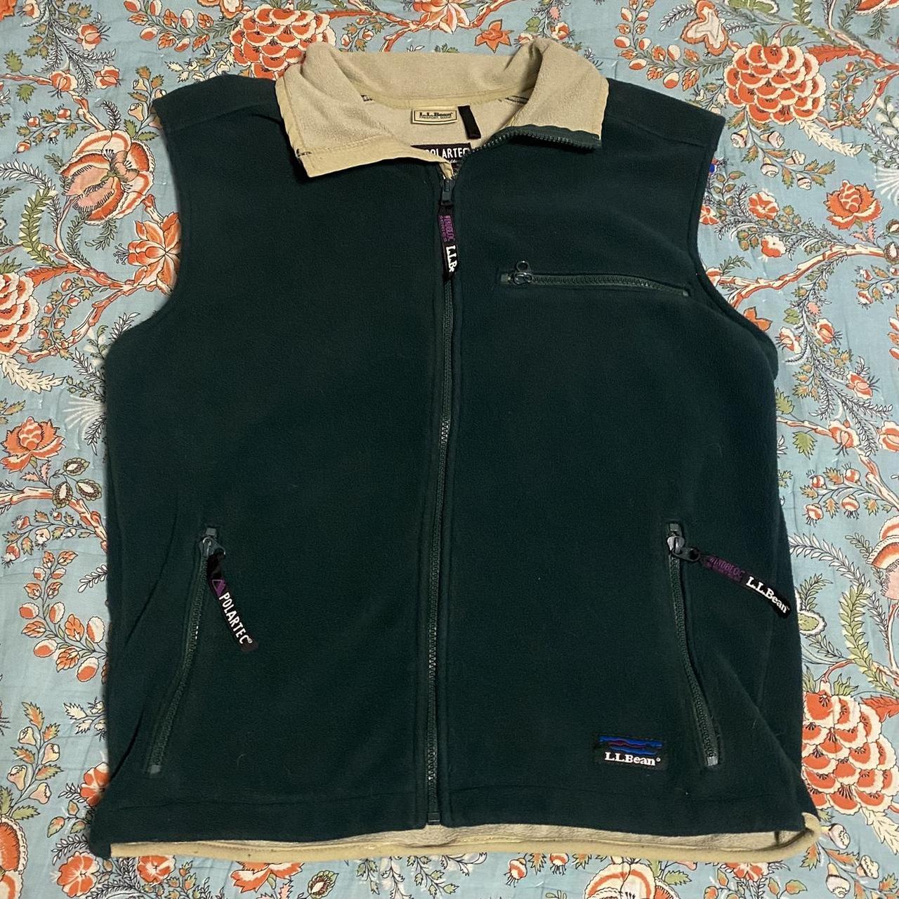 L.L.Bean Men's Green and Cream Gilet | Depop