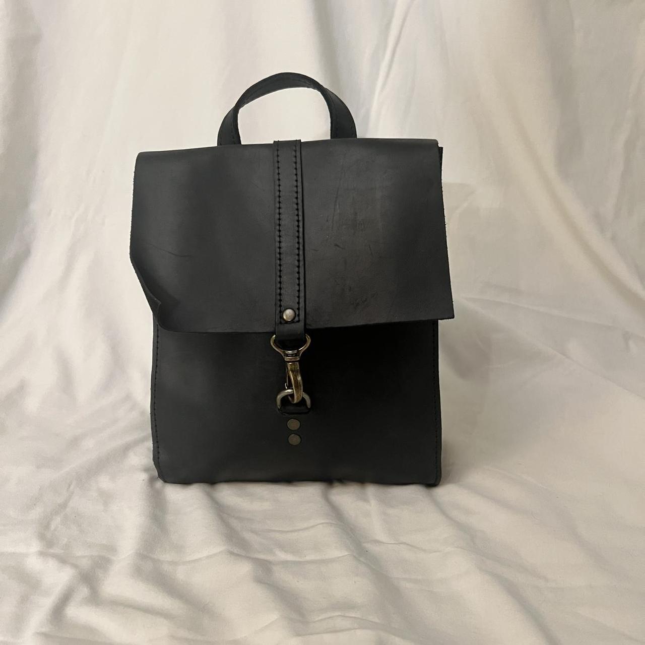 item listed by puripuripuri