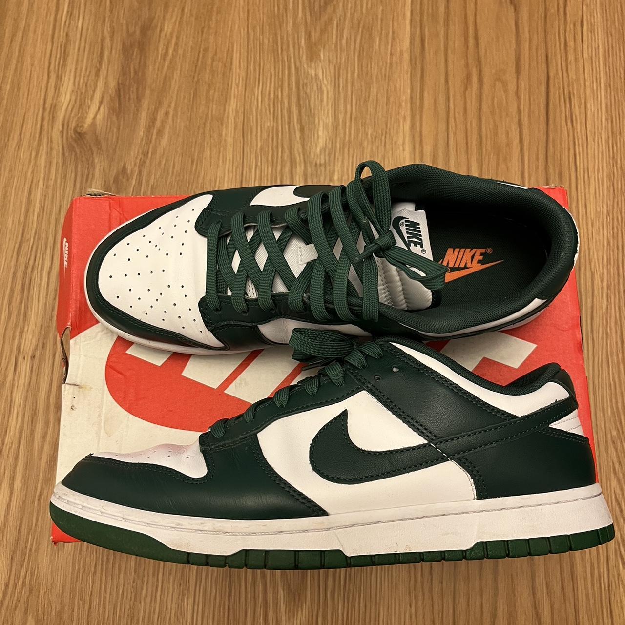 mens nike dunk low green stores
