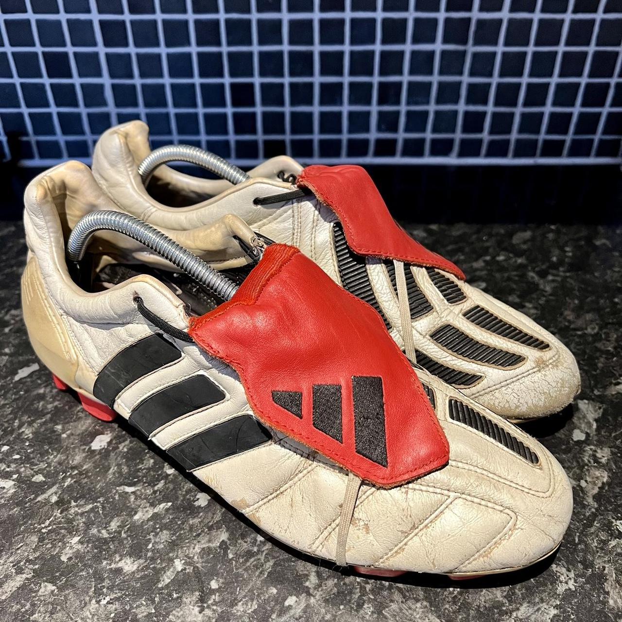 Adidas predator aohi mania lunar