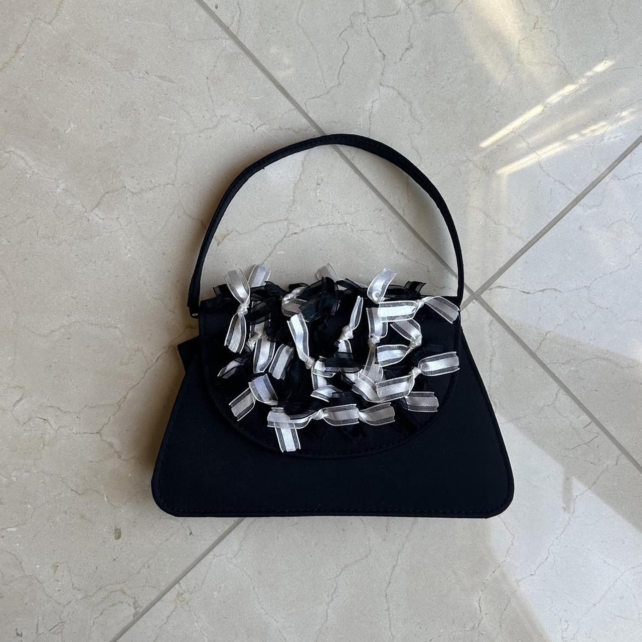 item listed by cabudayeh