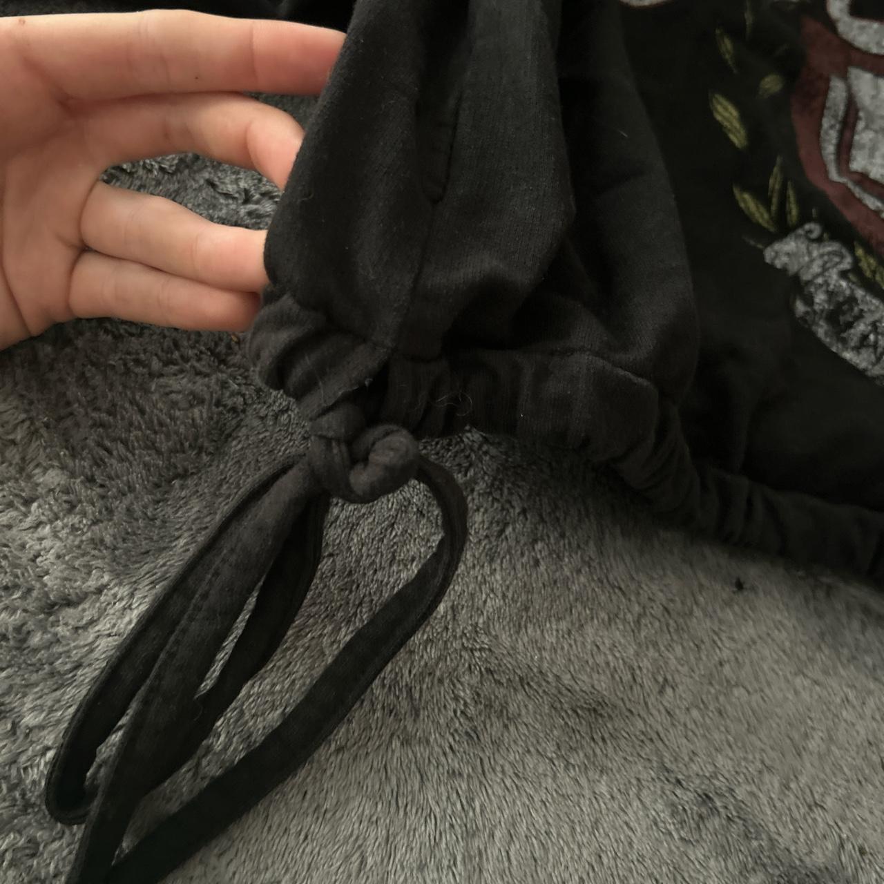 Forever 21 black, cropped boston hoodie. Size Small, - Depop