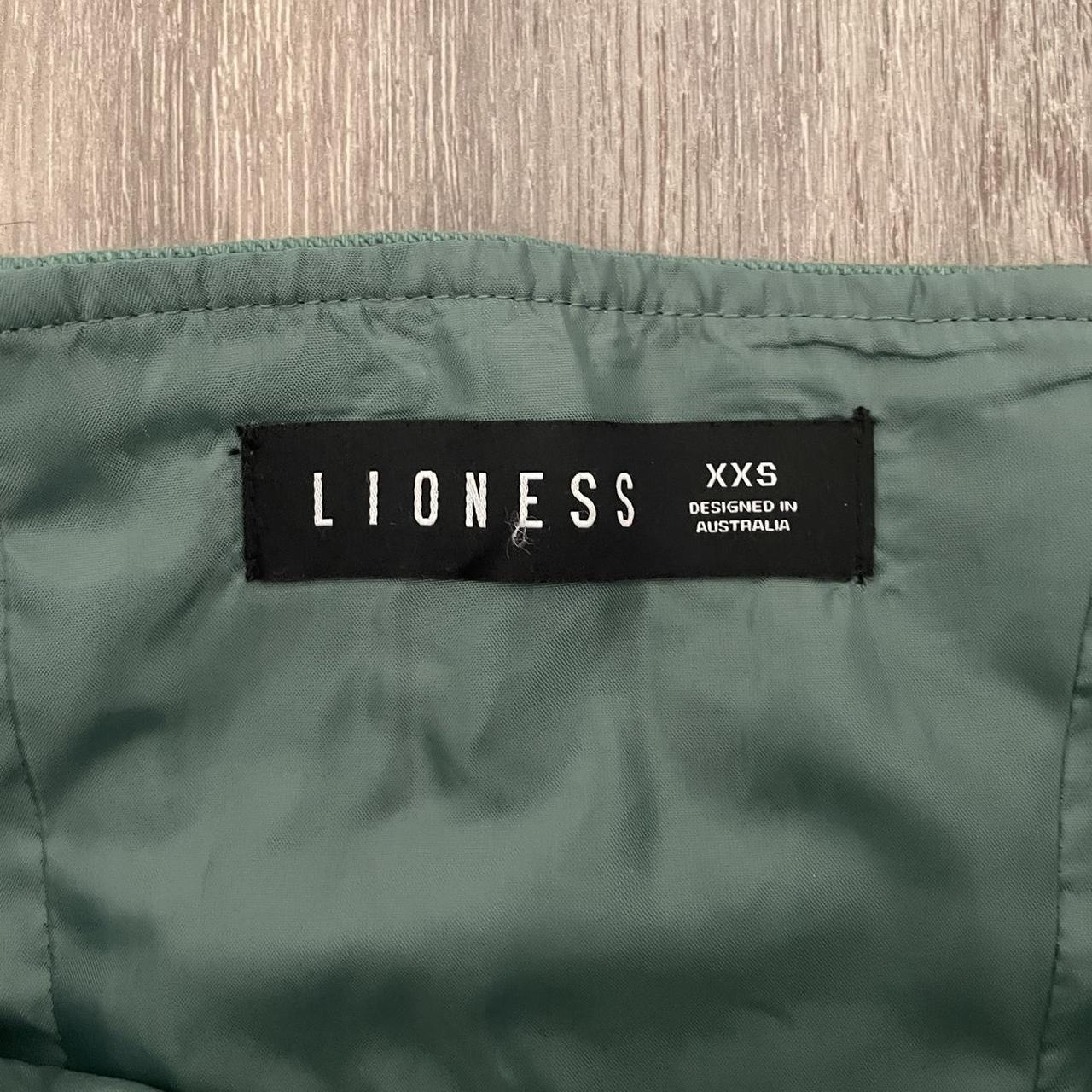 Lioness Women's Green Corset (2)