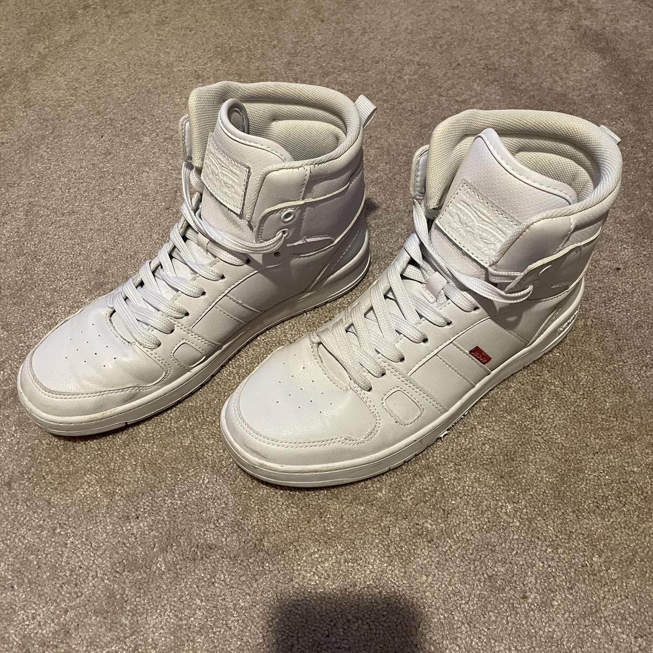 Levi's high top top sneakers