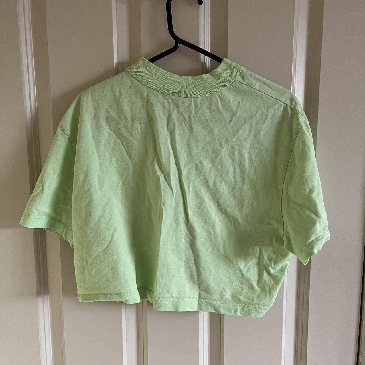 Lucy & Yak boxy cropped mint green t-shirt size... - Depop