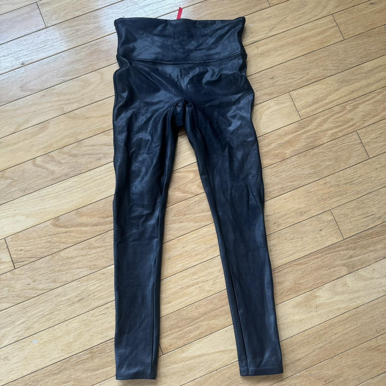 item listed by lexiandlo