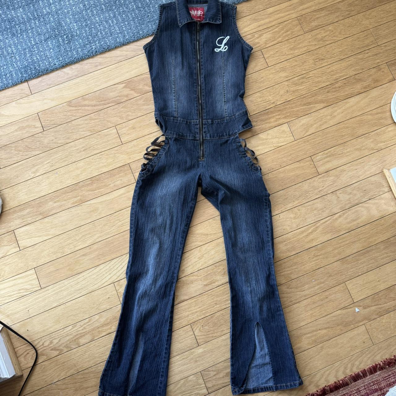 item listed by lexiandlo