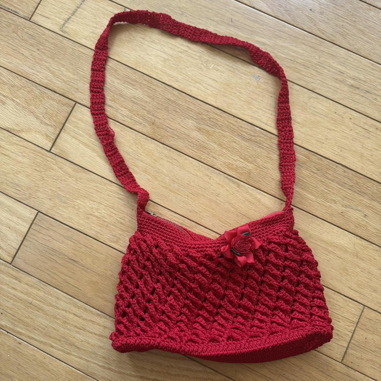 item listed by lexiandlo