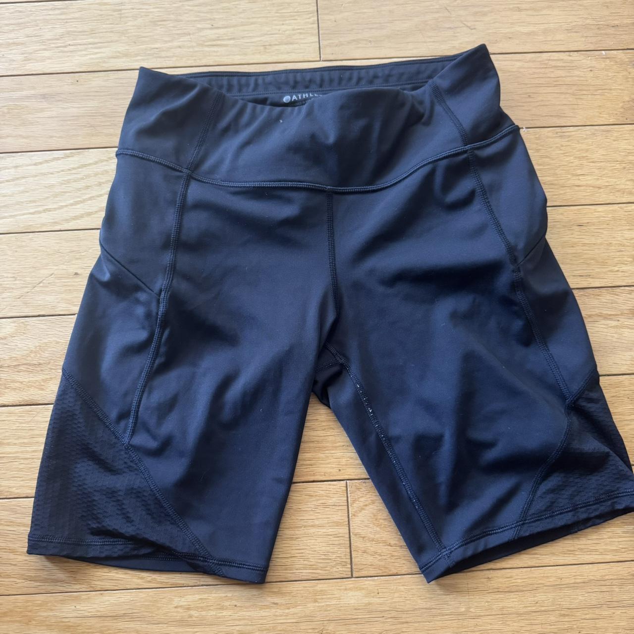 item listed by lexiandlo