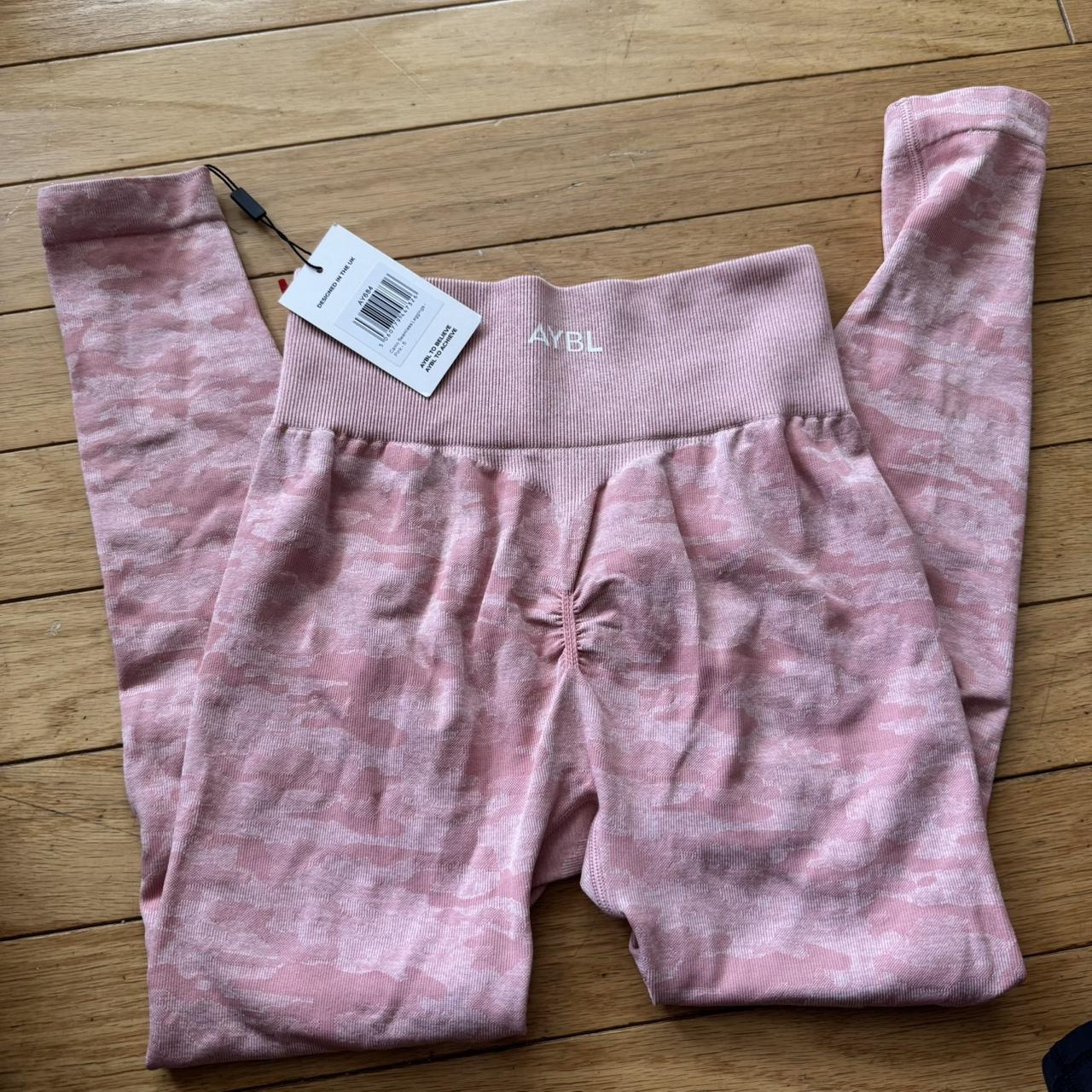 item listed by lexiandlo