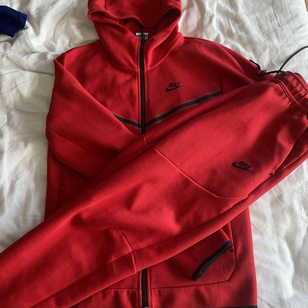 mens red nike tech