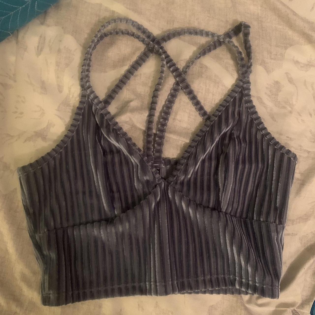 SHEIN Women's Navy Crop-top | Depop