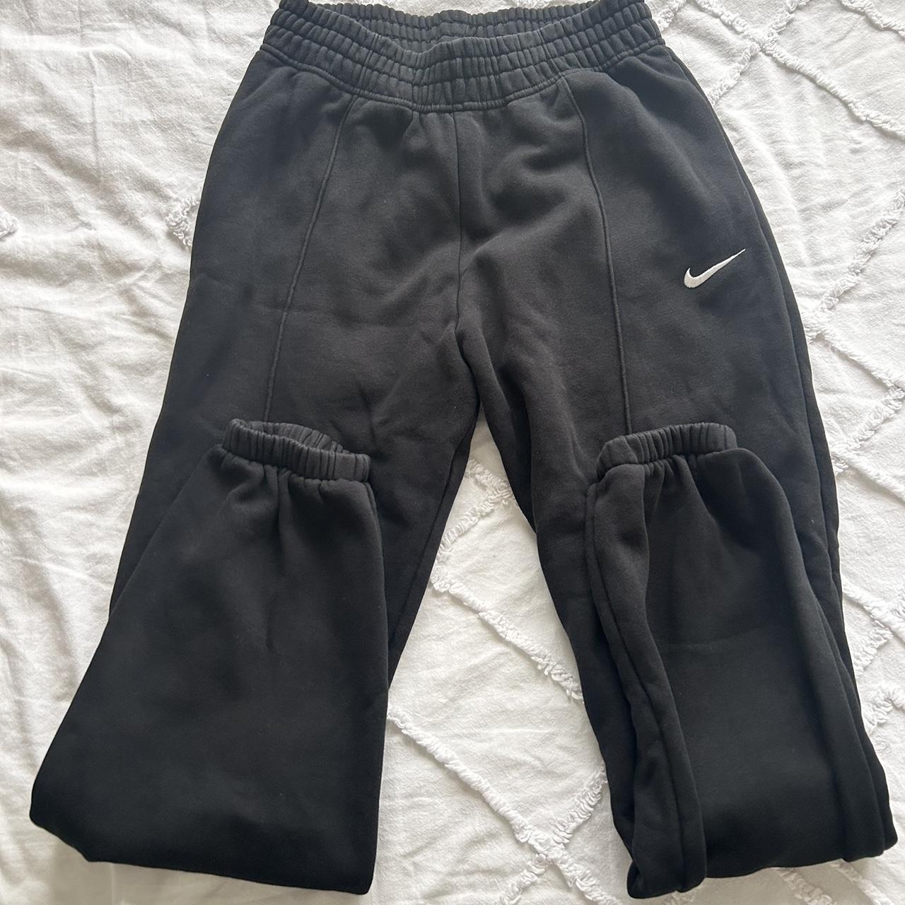 nike swoosh joggers black and white