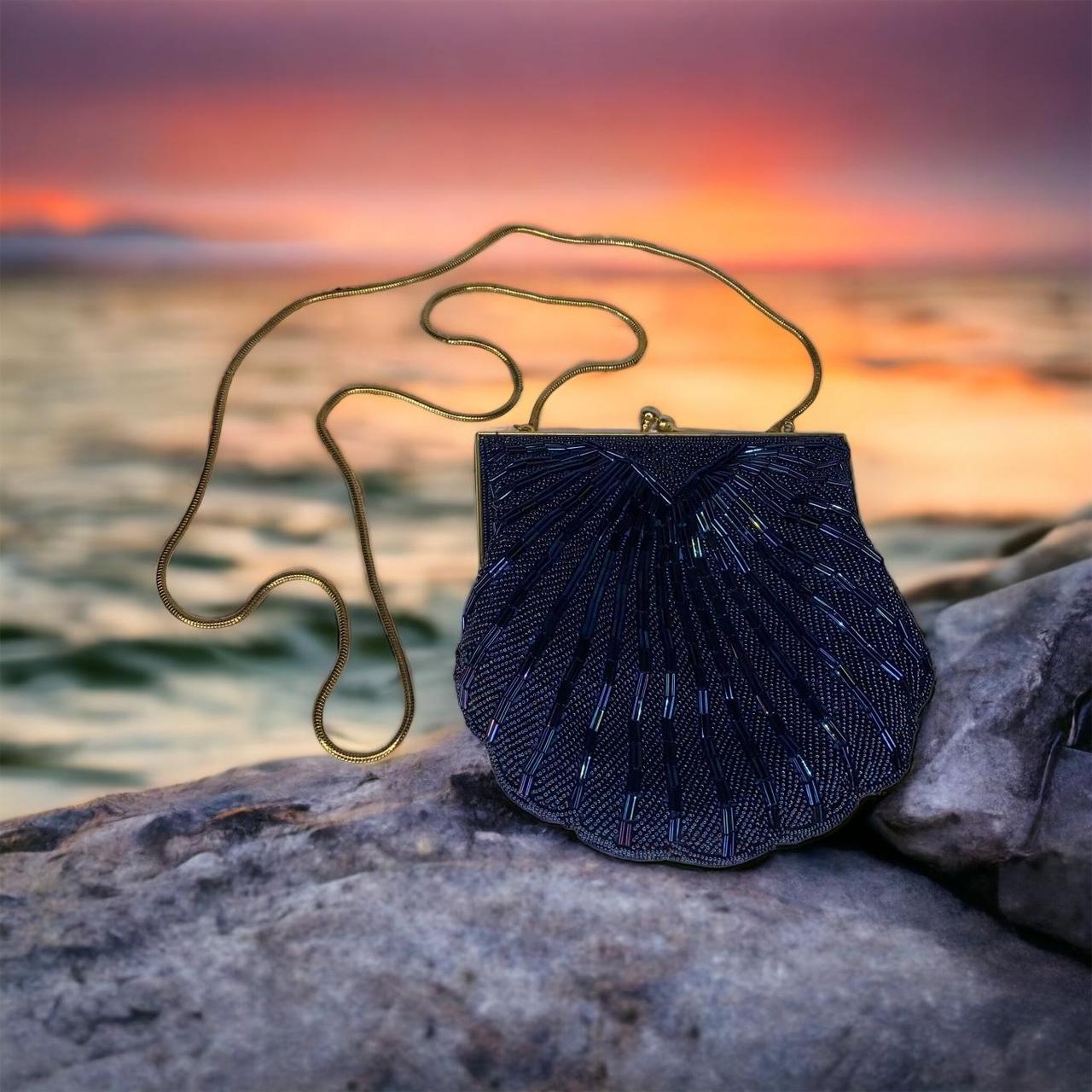 Gorgeous bead work Sea shell clutch purse 🫶🏻free gift - Depop