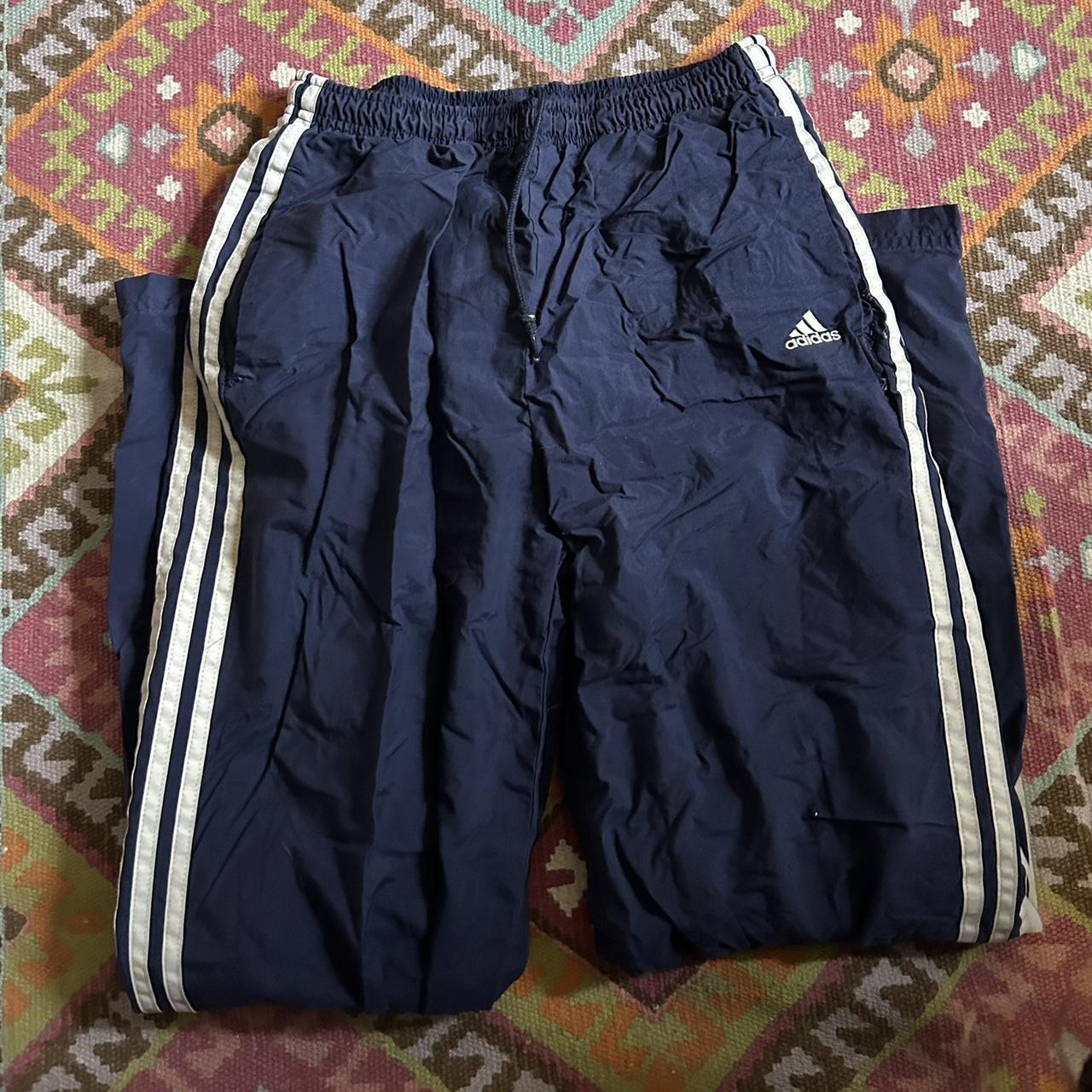 item listed by iszaaa