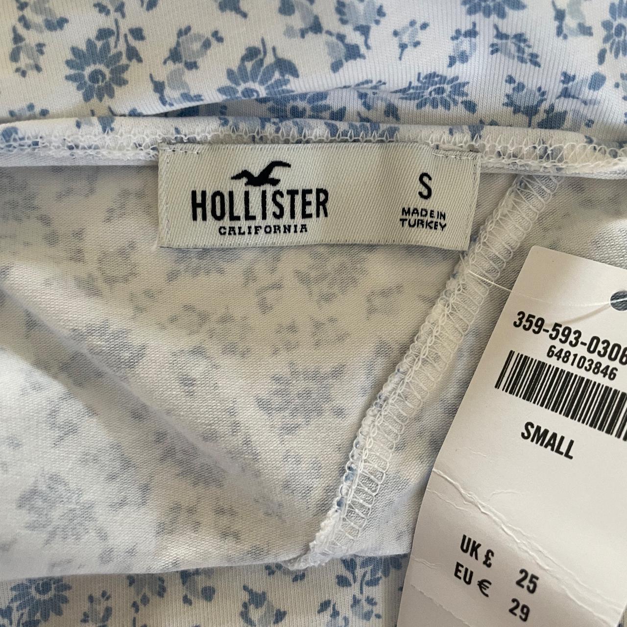 Hollister Co. Women's White and Blue Dress | Depop