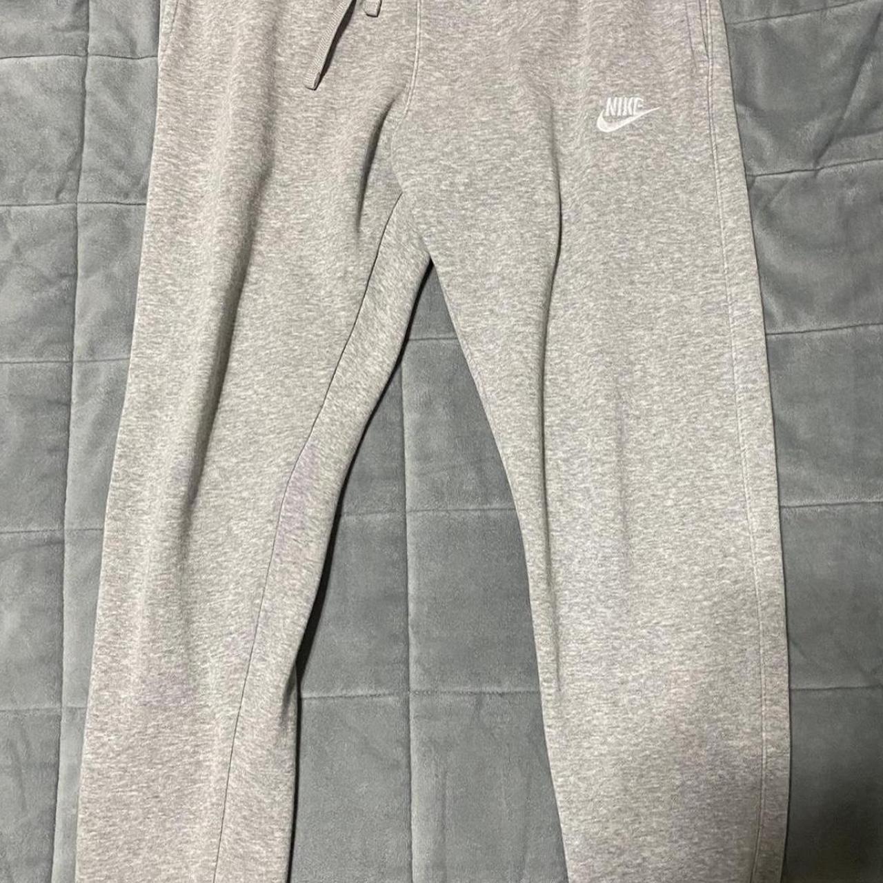 skinny leg sweatpants nike
