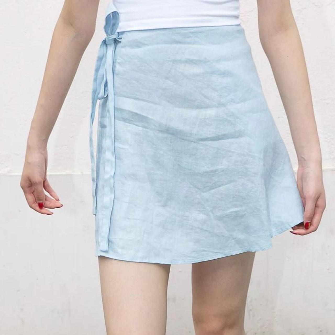 Brandy Melville floral mini skirt brand new no - Depop