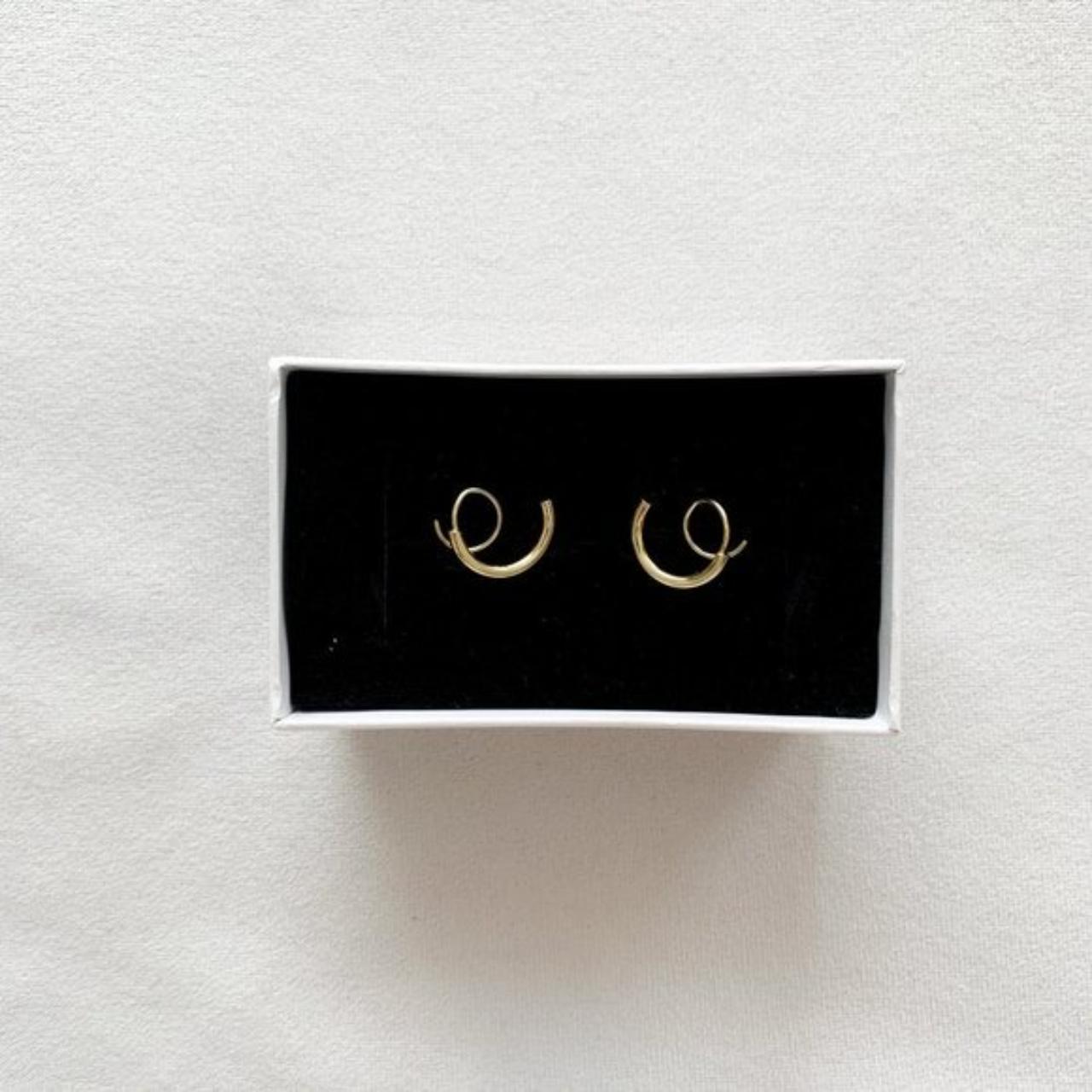 Anthropologie Women's Gold Jewellery Depop