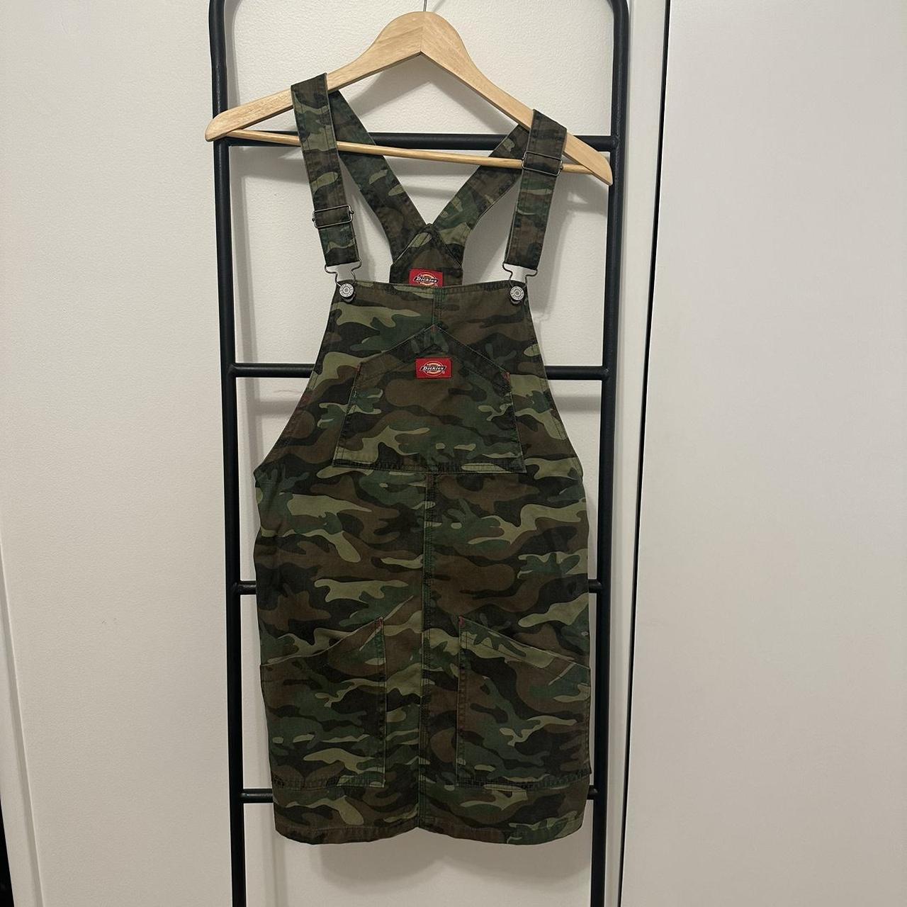 Dickies Camo Overall Skirt Great condition and