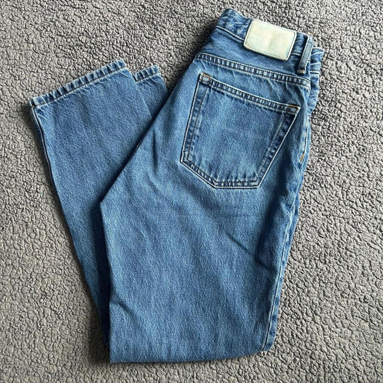 item listed by egiusto