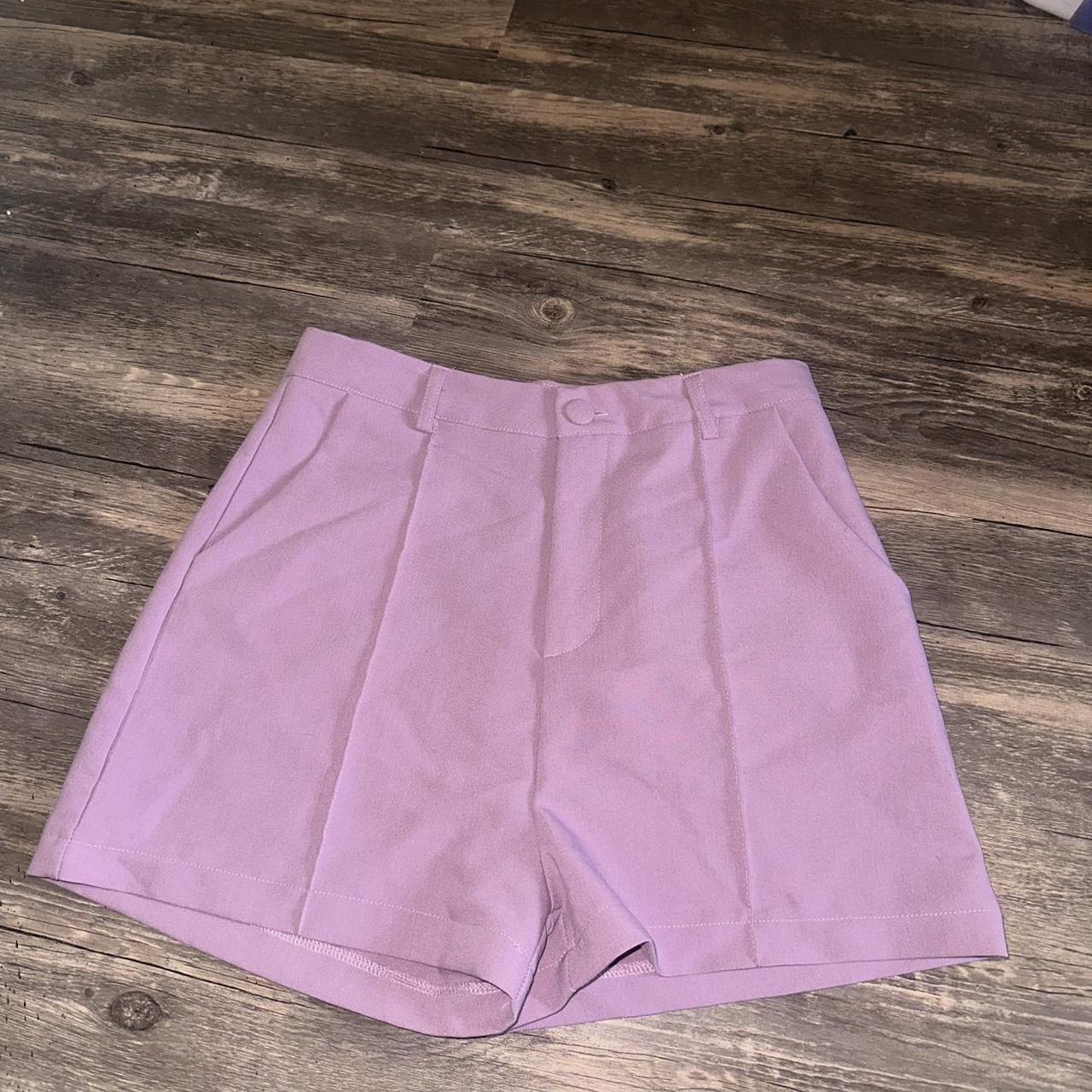 item listed by cleaningoutmycloset24_