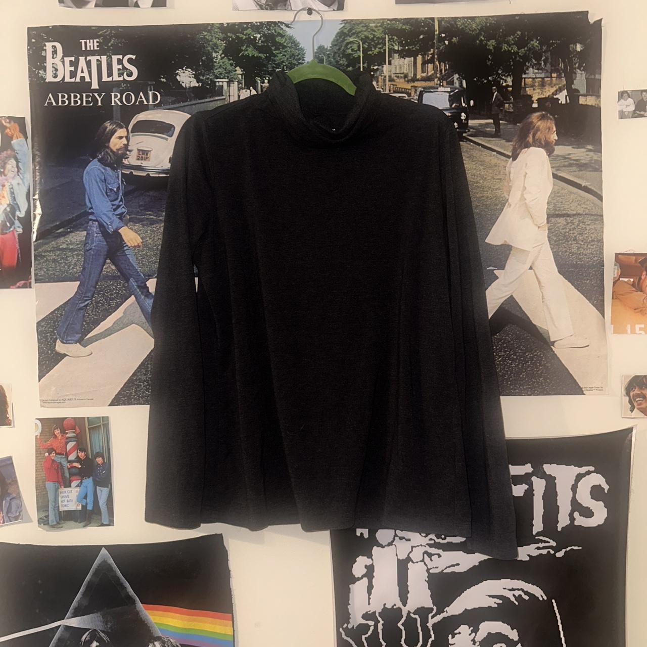 item listed by cleaningoutmycloset24_